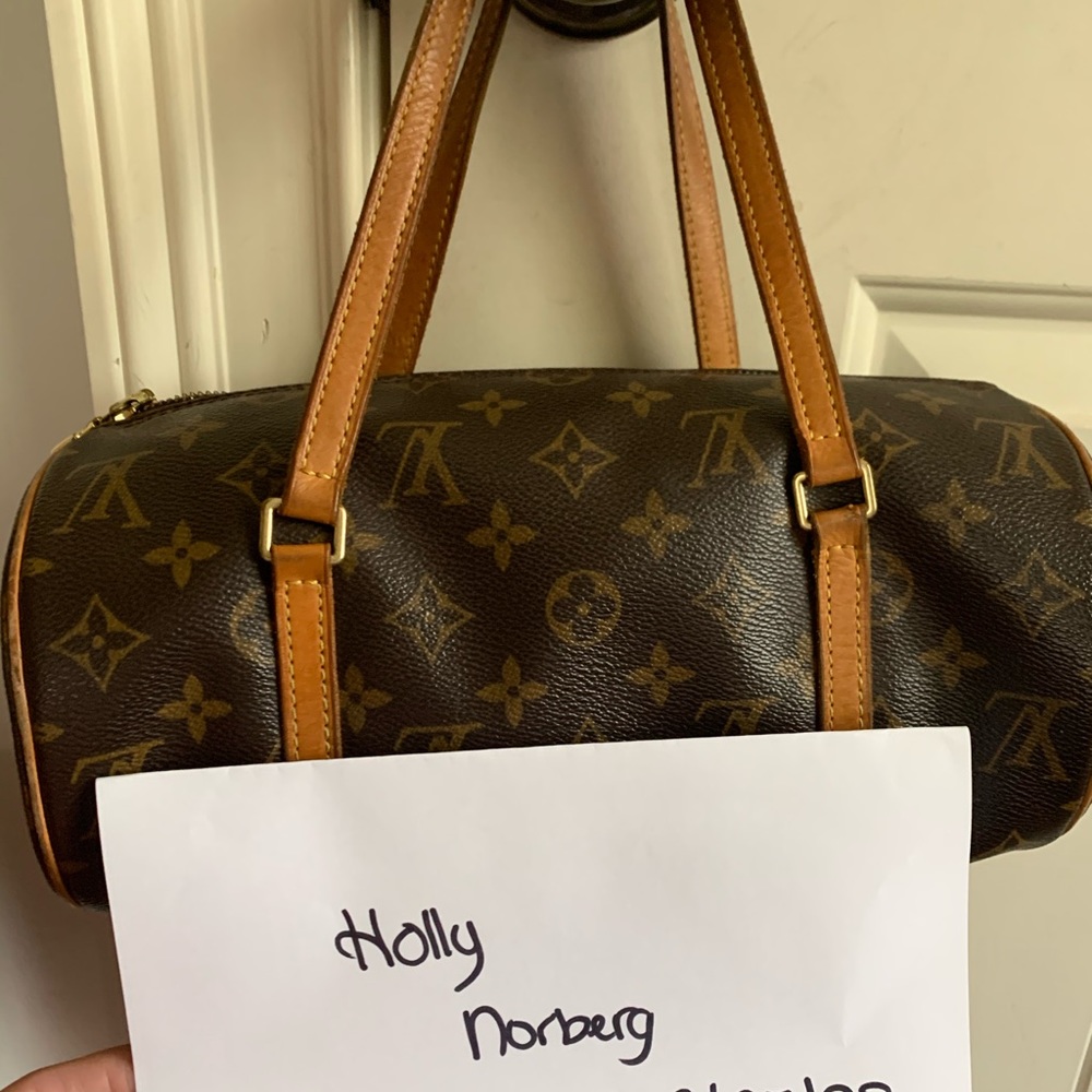 Louis Vuitton Papillon 26